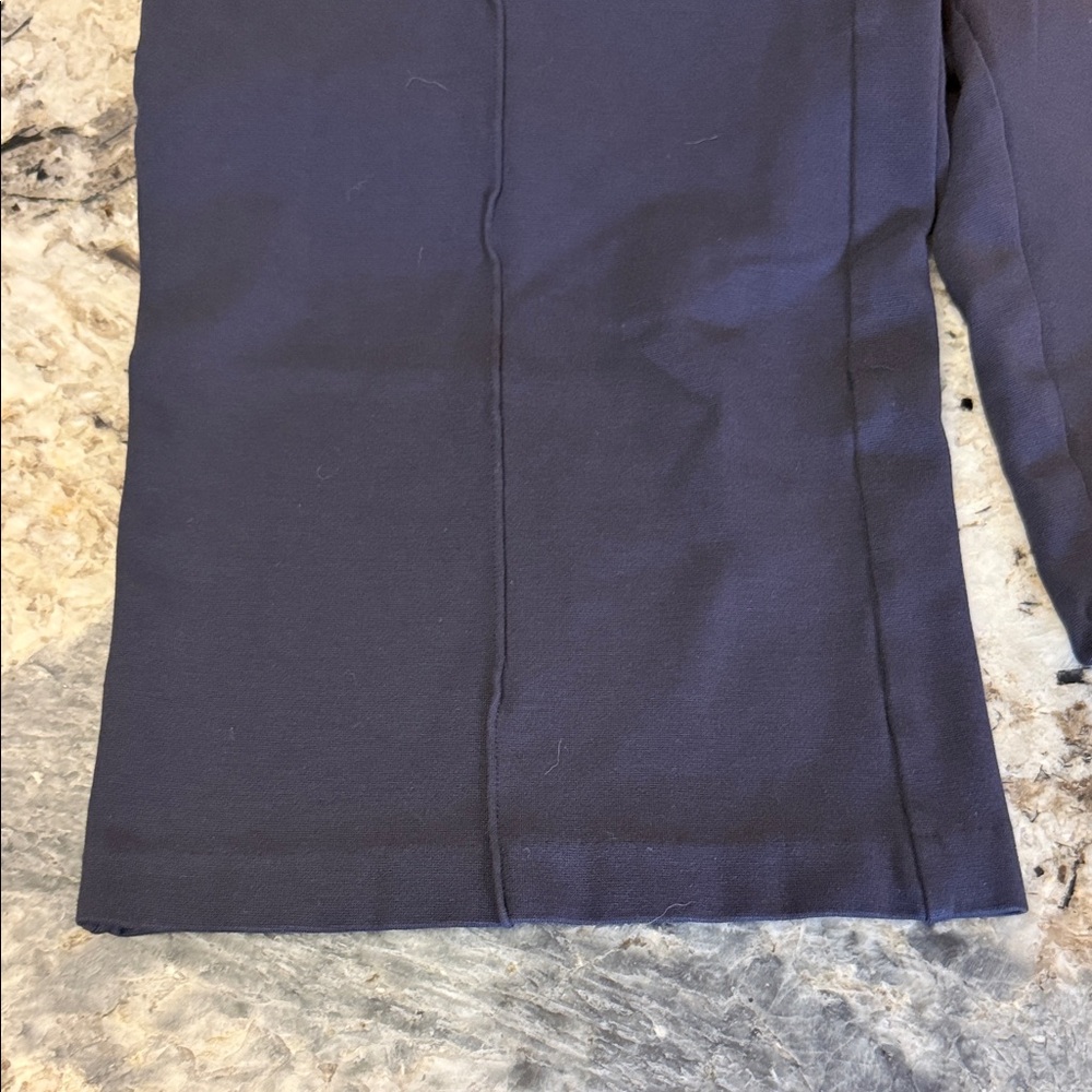 Lane Bryant Women’s Navy Wide Leg Dress Capris. - Picture 3 of 3